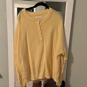 Abercrombie & Fitch Light Yellow Wool Blend Sweater